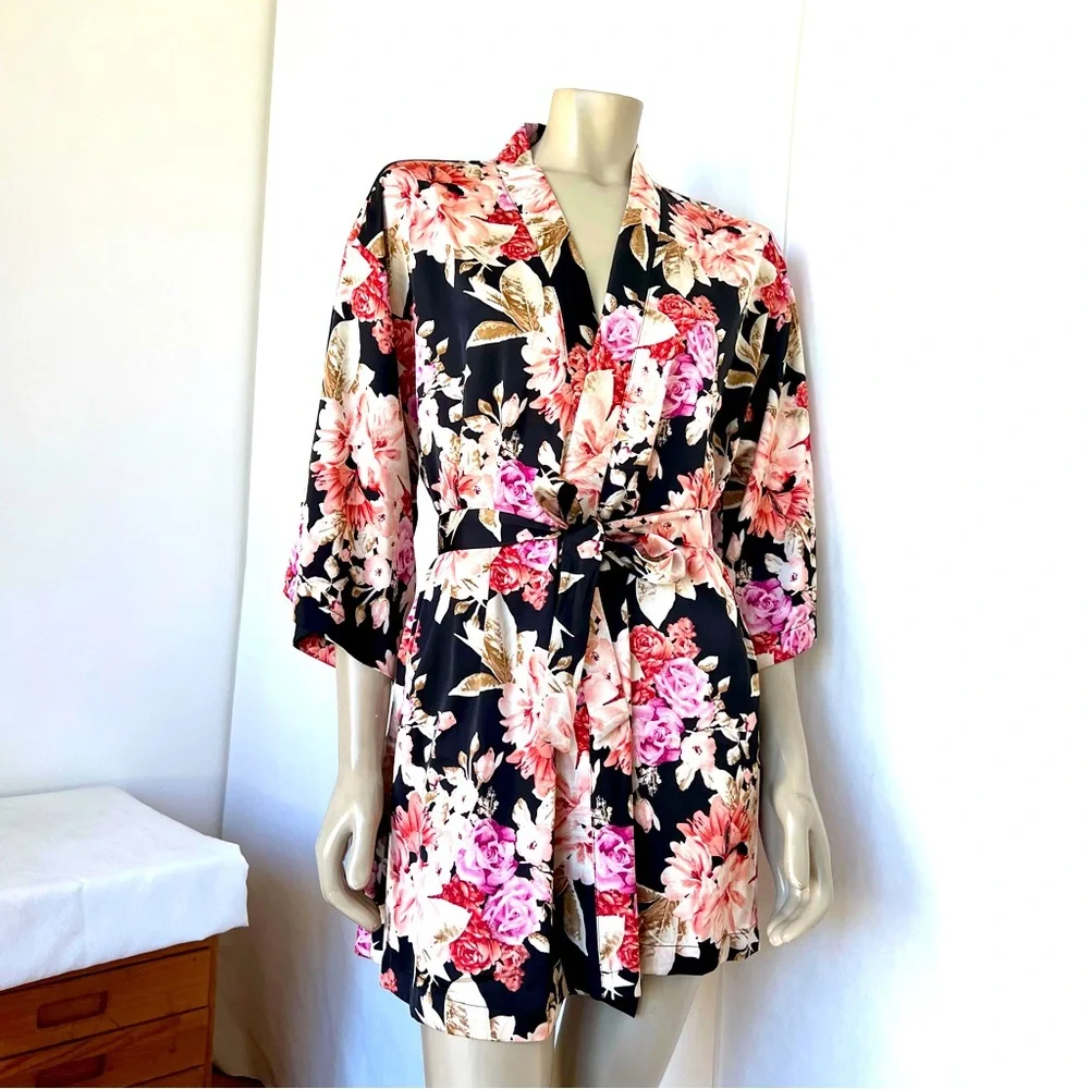Floral Kimono Robe - Picture 5 of 9